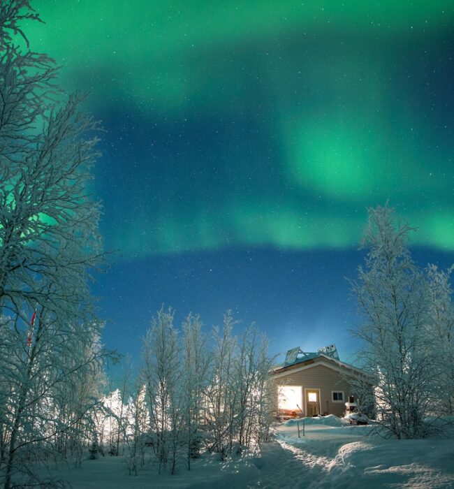 aurora-borealis-winter-northern-lights-house-night-lights-sn Northwest Territories